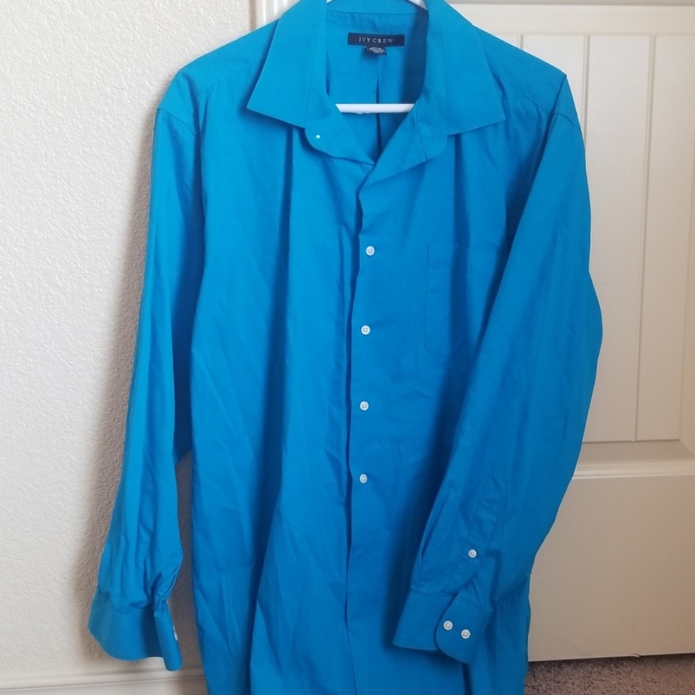 Ivy Crew Long Sleeve Dress Shirt with pocket